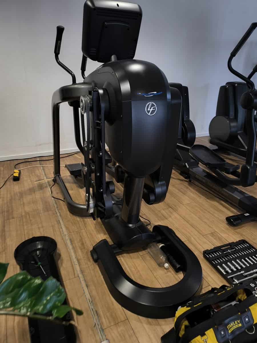 Professional gym equipment maintenance and repair service in Australia